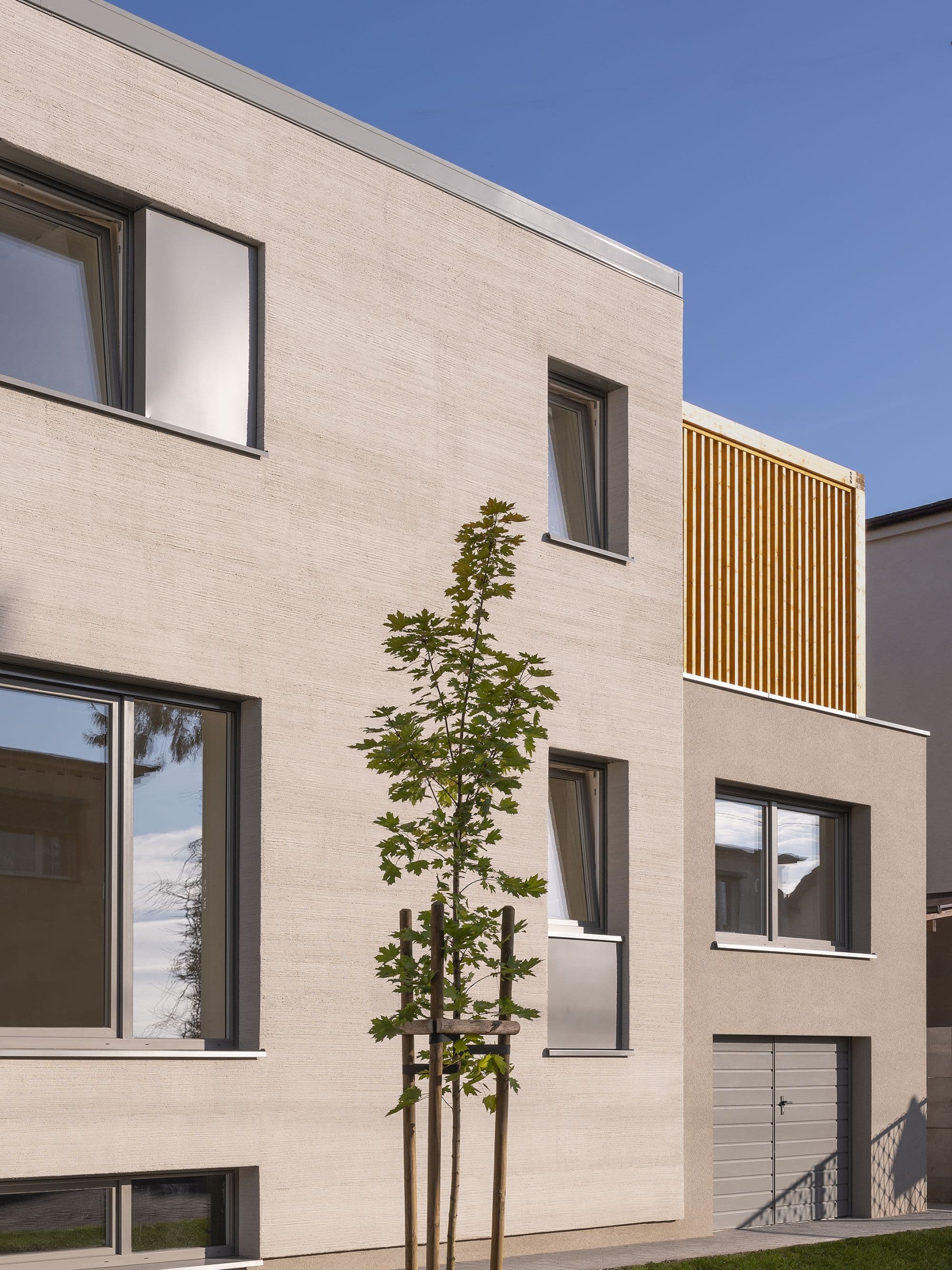 1471_04_Dom_szczotkowany_cropped