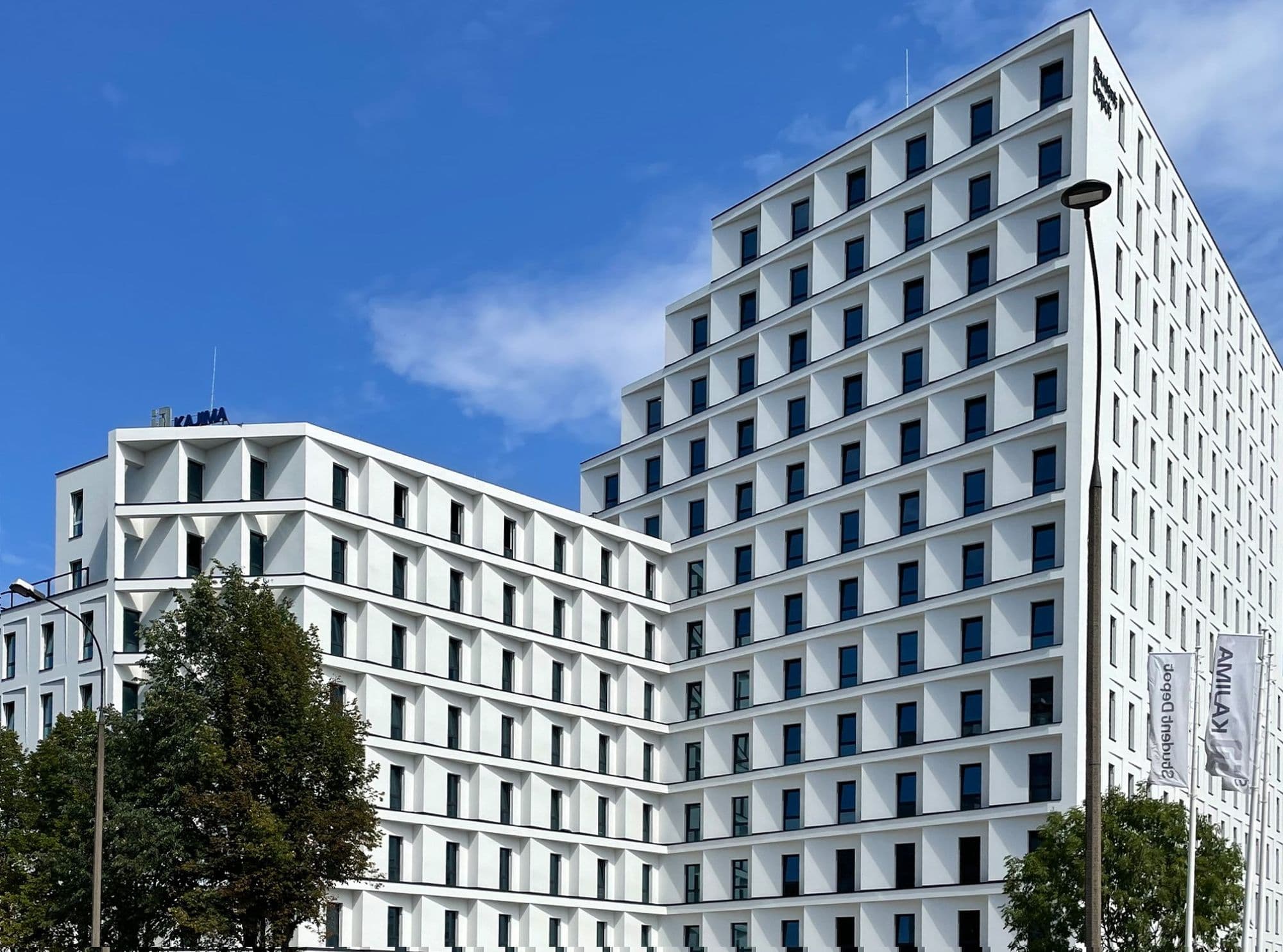 Student_Depot_Warszawa_cropped_44_aa