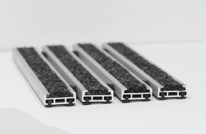 Wycieraczka aluminiowa z wkładem filcowym