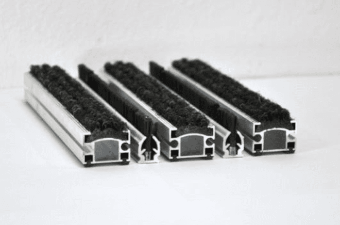 Mata aluminiowa z filcem i szczotką liniową