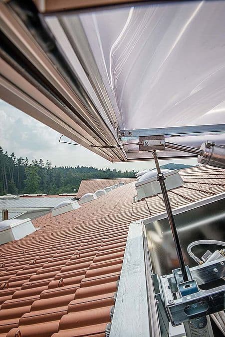 LAMILUX Rooflight F100 skylight dome