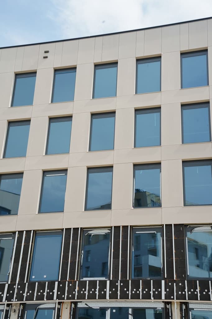 BIUROWIEC KRAKOWSKA 35 - system KW1 PAS