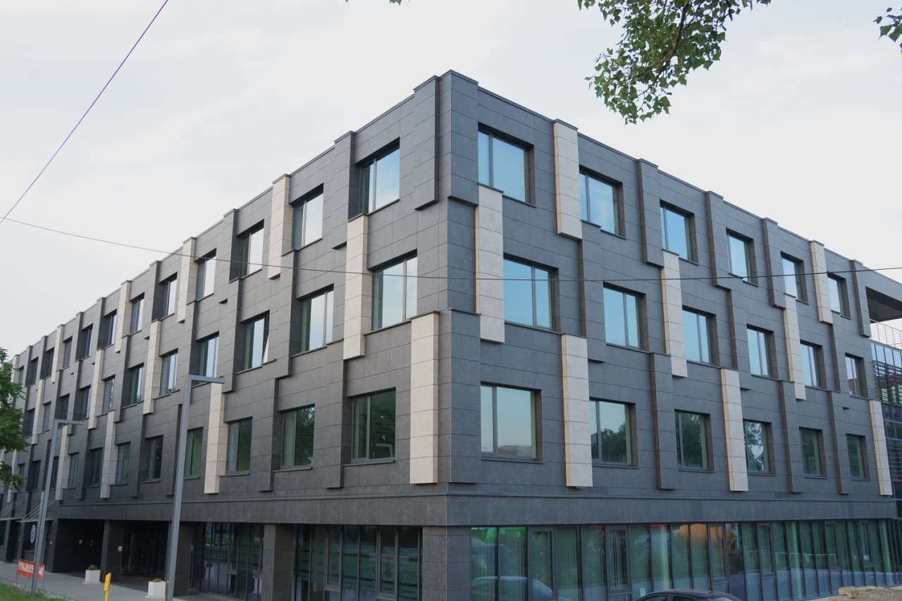 BIUROWIEC M5 WE WROCŁAWIU - system BSP KW1 PAS