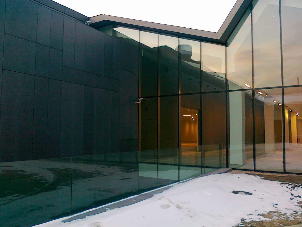 MUZEUM SZTUKI WSPÓŁCZECNEJ MOCAK W WARSZAWIE - system BSP KWRW I KW