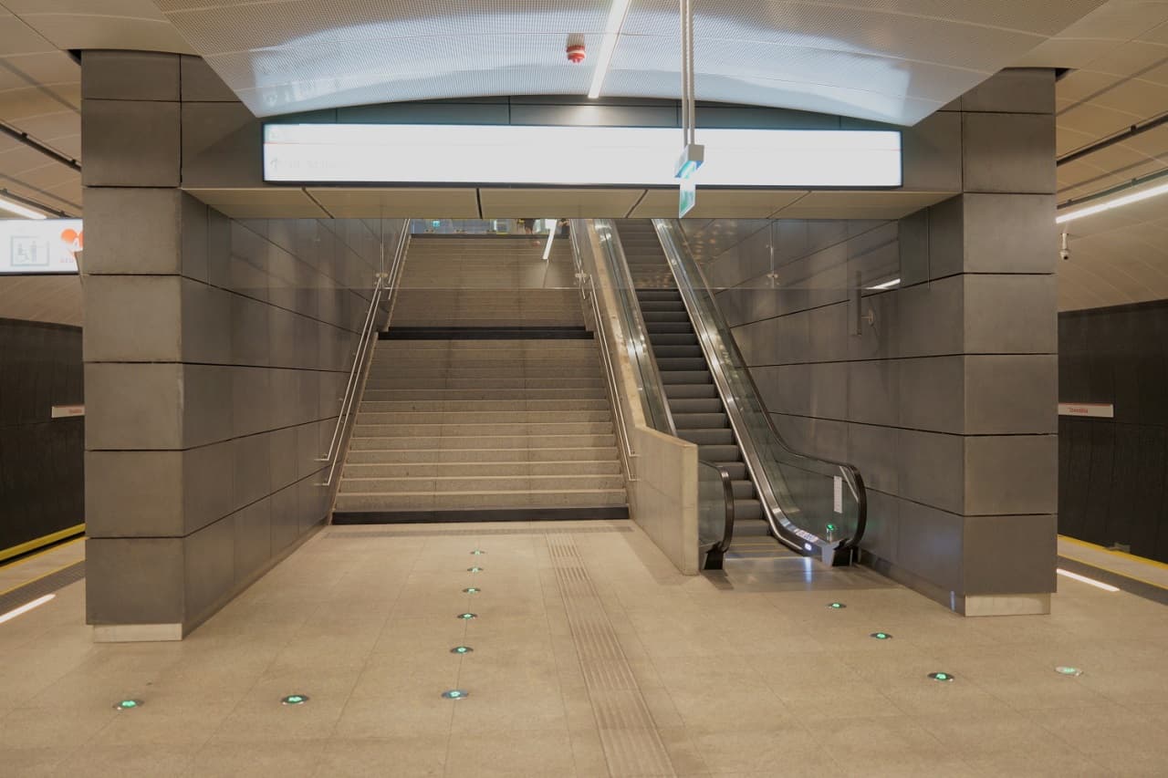 Warszawa Metro C16-C18
