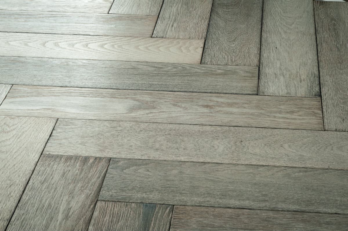 Retro_Collection_Brushed_Line_Dirty_Snow_FertigDeska_Design_Experience_FOTO