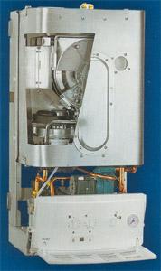 Wnętrze kotła Victrix z widocznym panelem sterowania