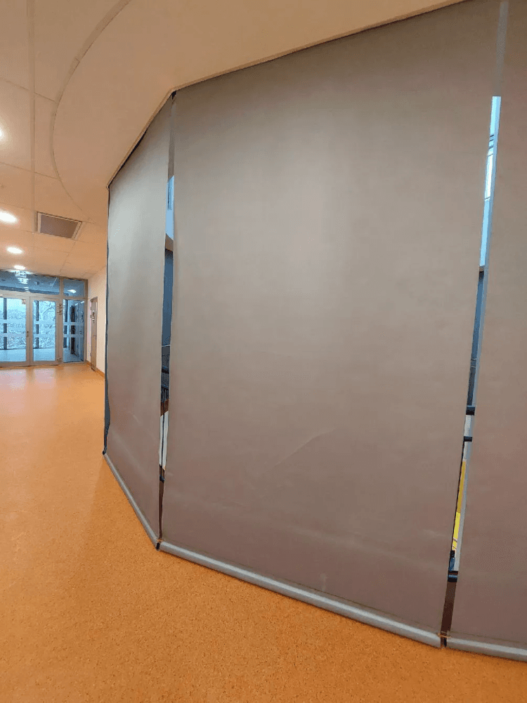 stale-kurtyny-dymowe