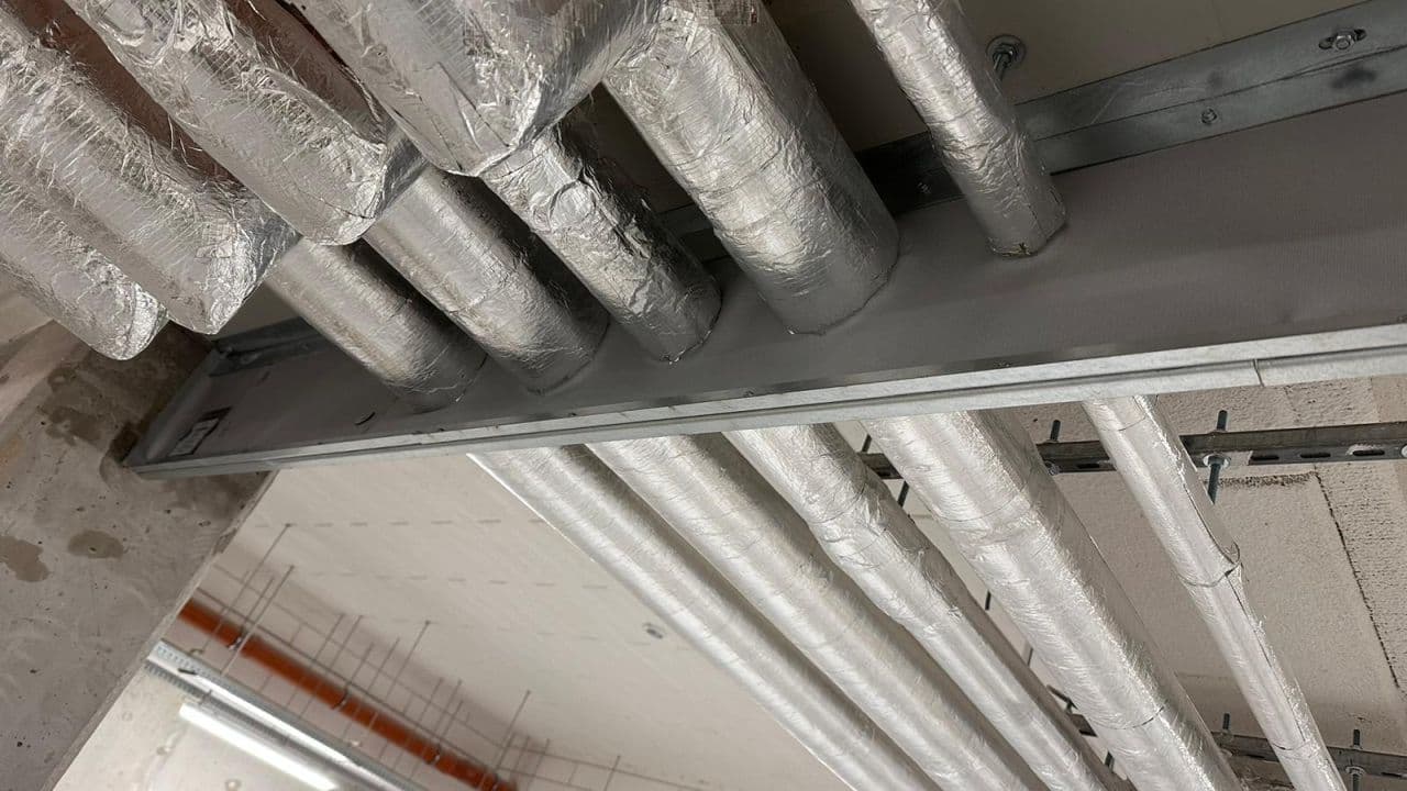 stale-kurtyny-dymowe