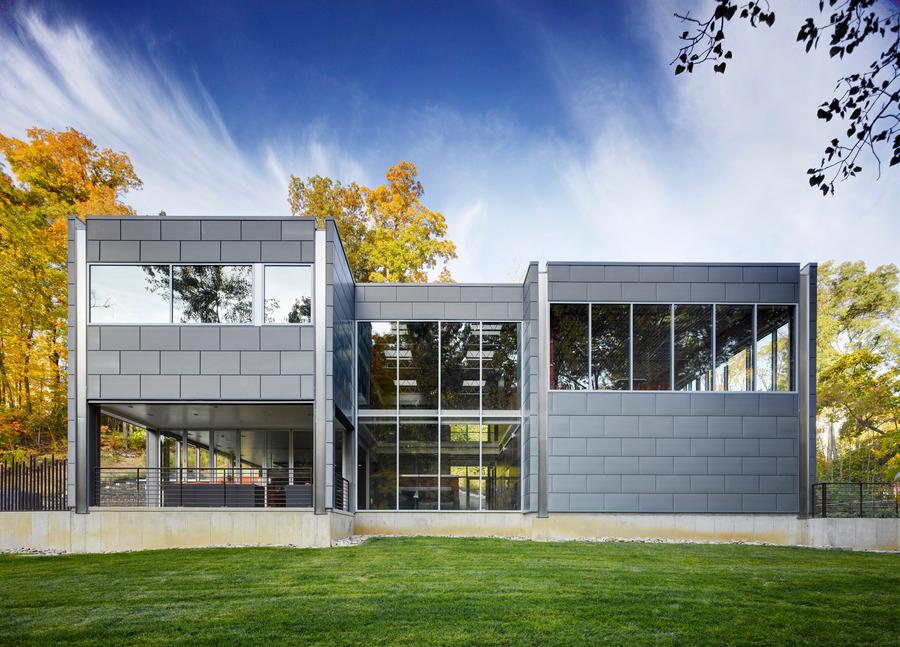 Dri-Design Flat, Ohio Residence