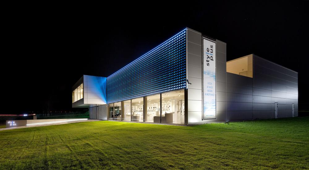 Style Plus, Benchmark Designwall Evolution, Karrier System