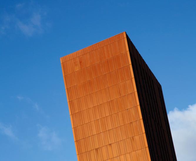 Broadcasting Place, Karrier System, Corten