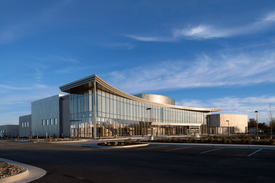 Dri-Design Flat, Aluminium, Pittsburg State University Bicknell Family Center